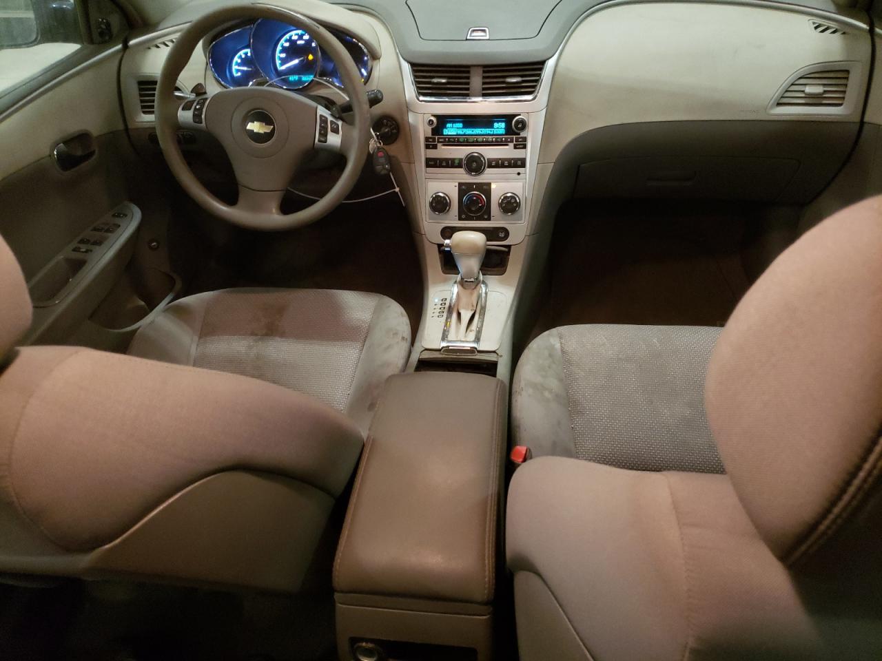 2009 Chevrolet Malibu - Image 8