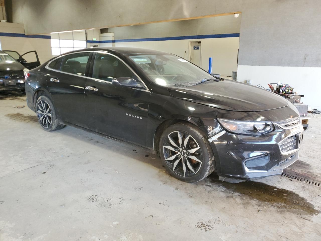 2018 Chevrolet Malibu - Image 4