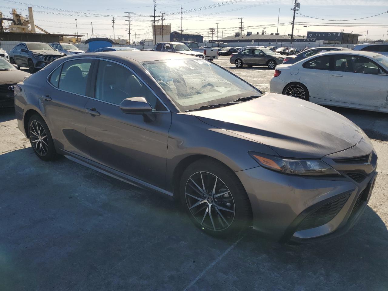 2021 Toyota Camry - Image 4