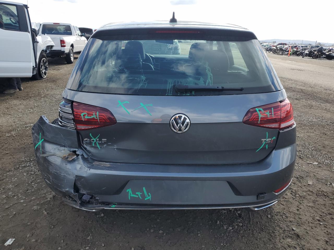 2018 Volkswagen Golf - Image 6