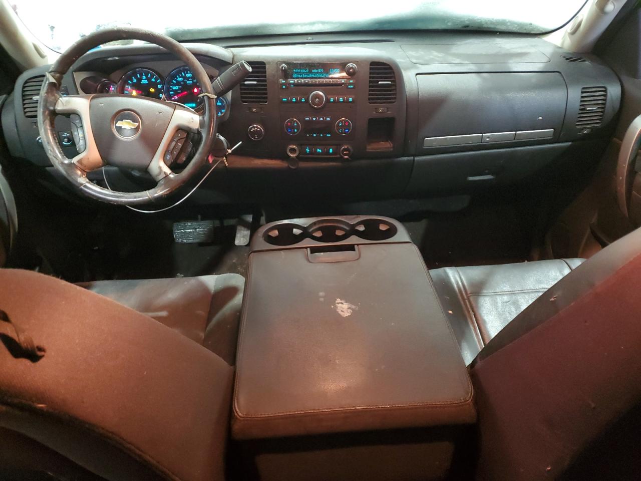 2012 Chevrolet Silverado - Image 8