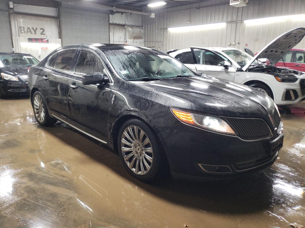 2013 Lincoln MKS - Image 4