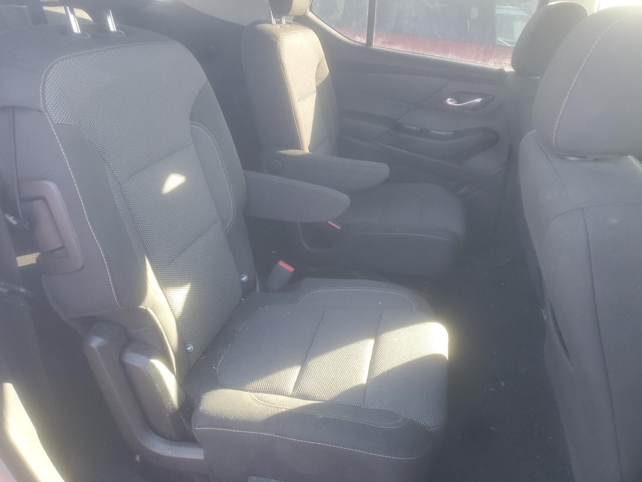 2018 Chevrolet Traverse Lt VIN: 1GNERGKW1JJ234379 Lot: 88633305