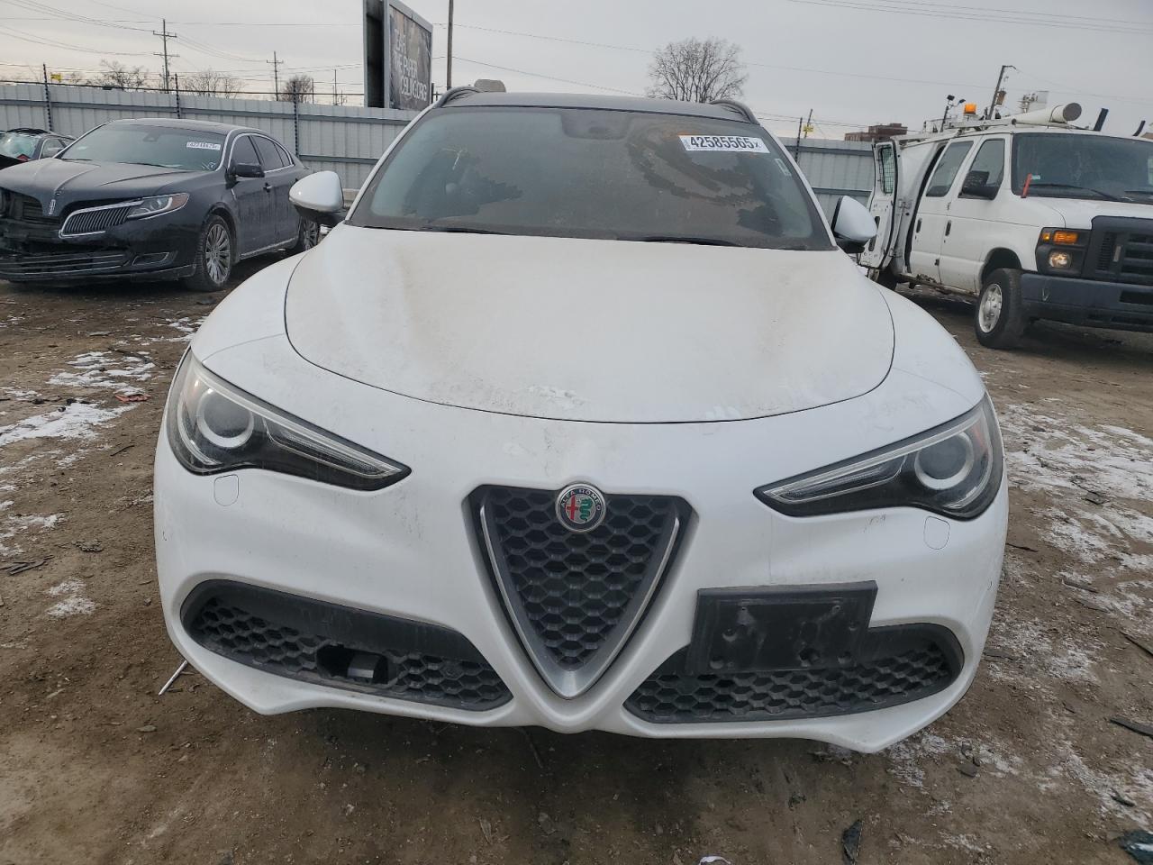 2018 Alfa Romeo Stelvio - Image 5