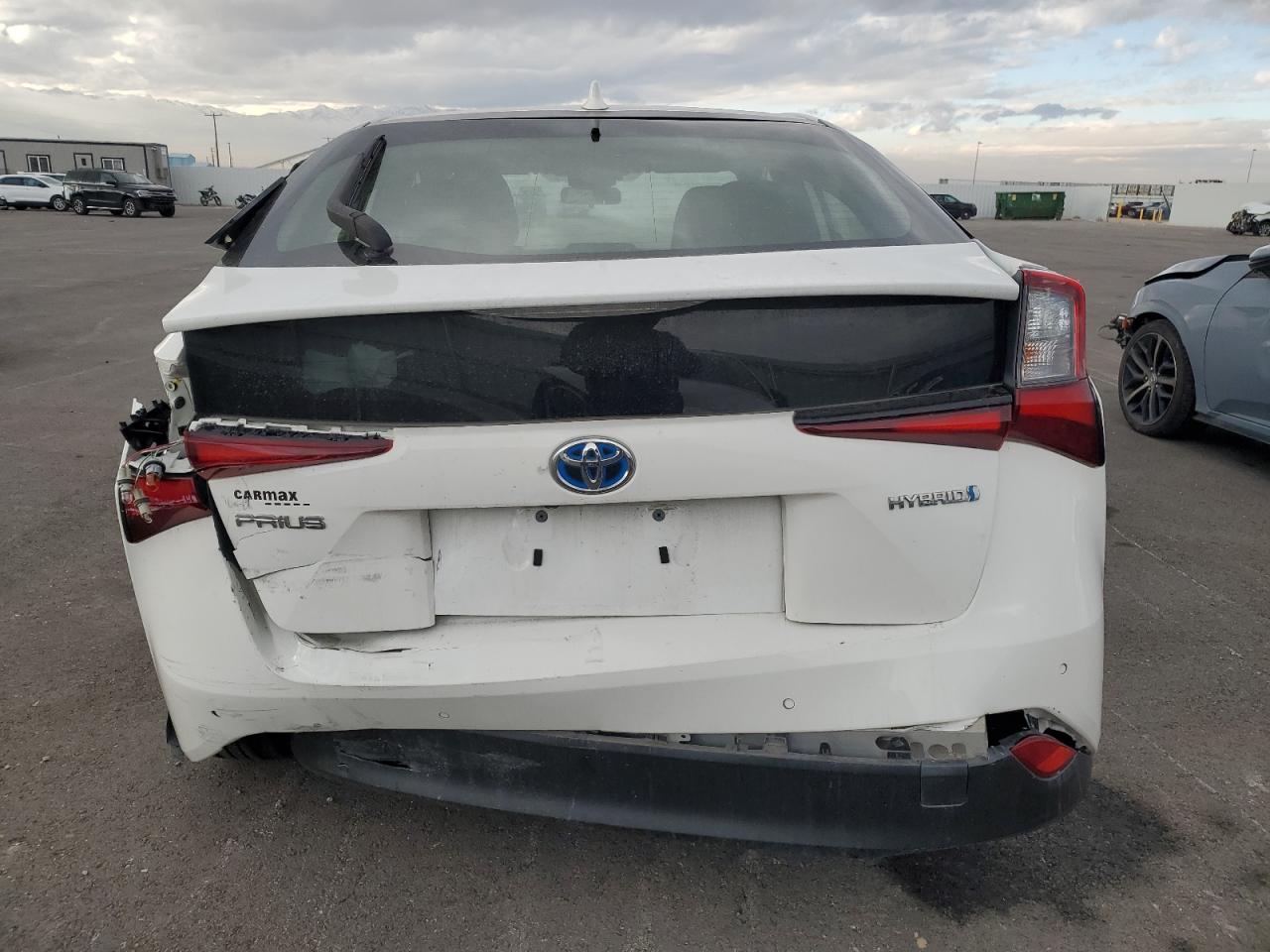 2019 Toyota Prius - Image 6