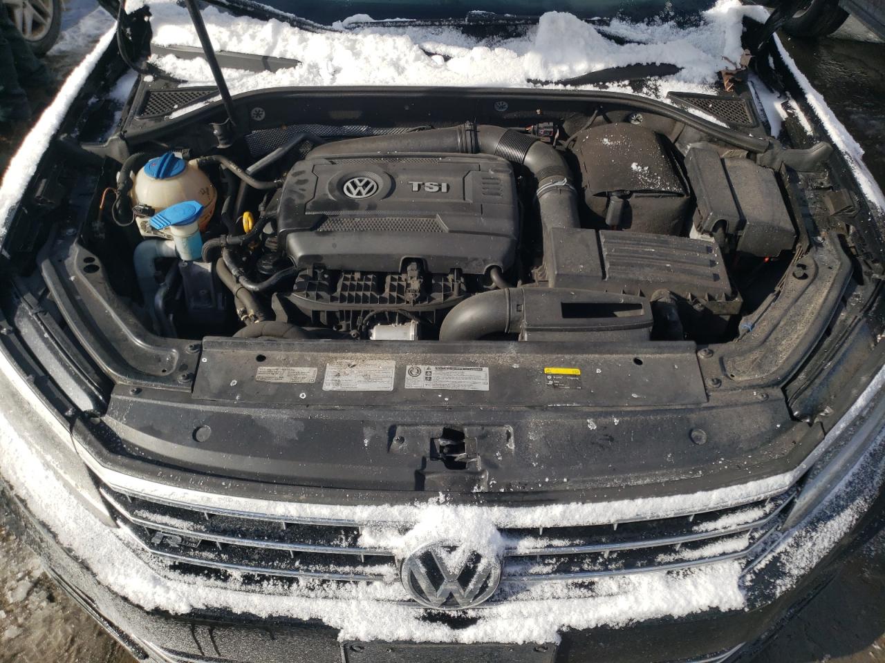 2016 Volkswagen Passat - Image 11
