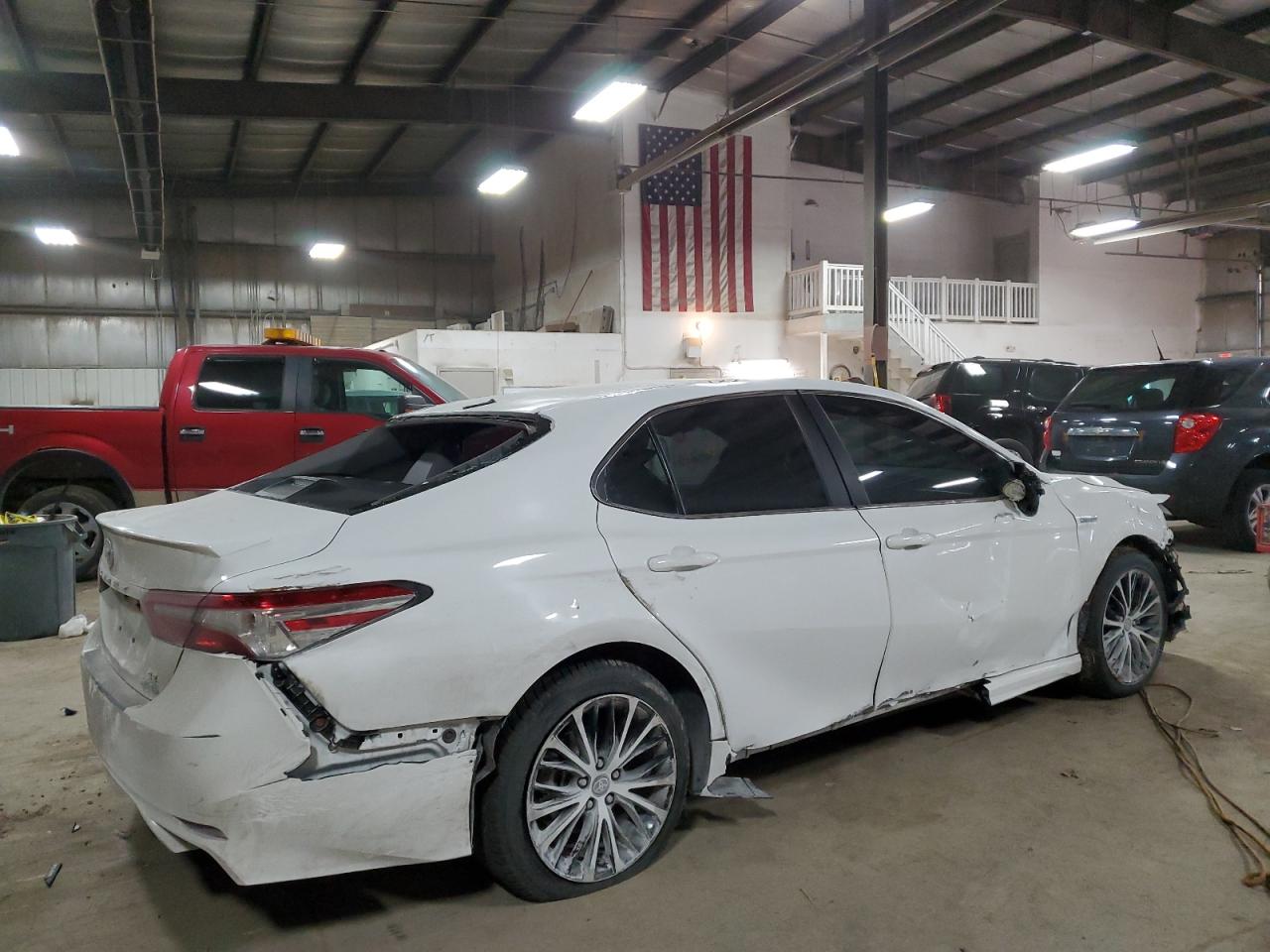 2020 Toyota Camry - Image 3