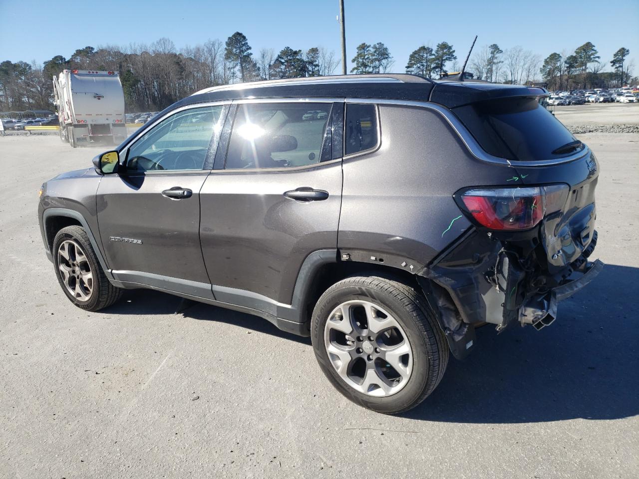 2018 Jeep Compass - Image 2
