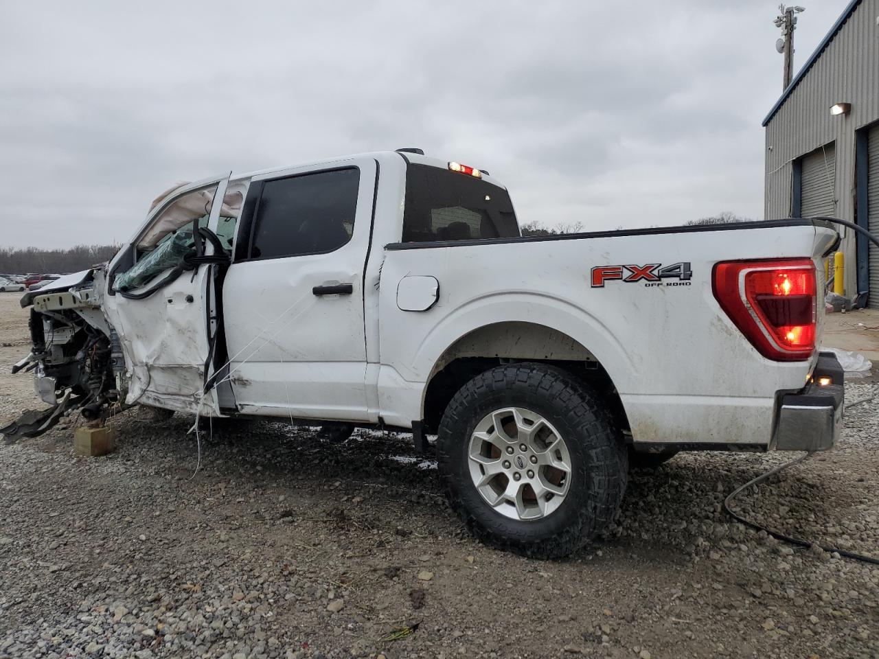 2022 Ford F-150 - Image 2