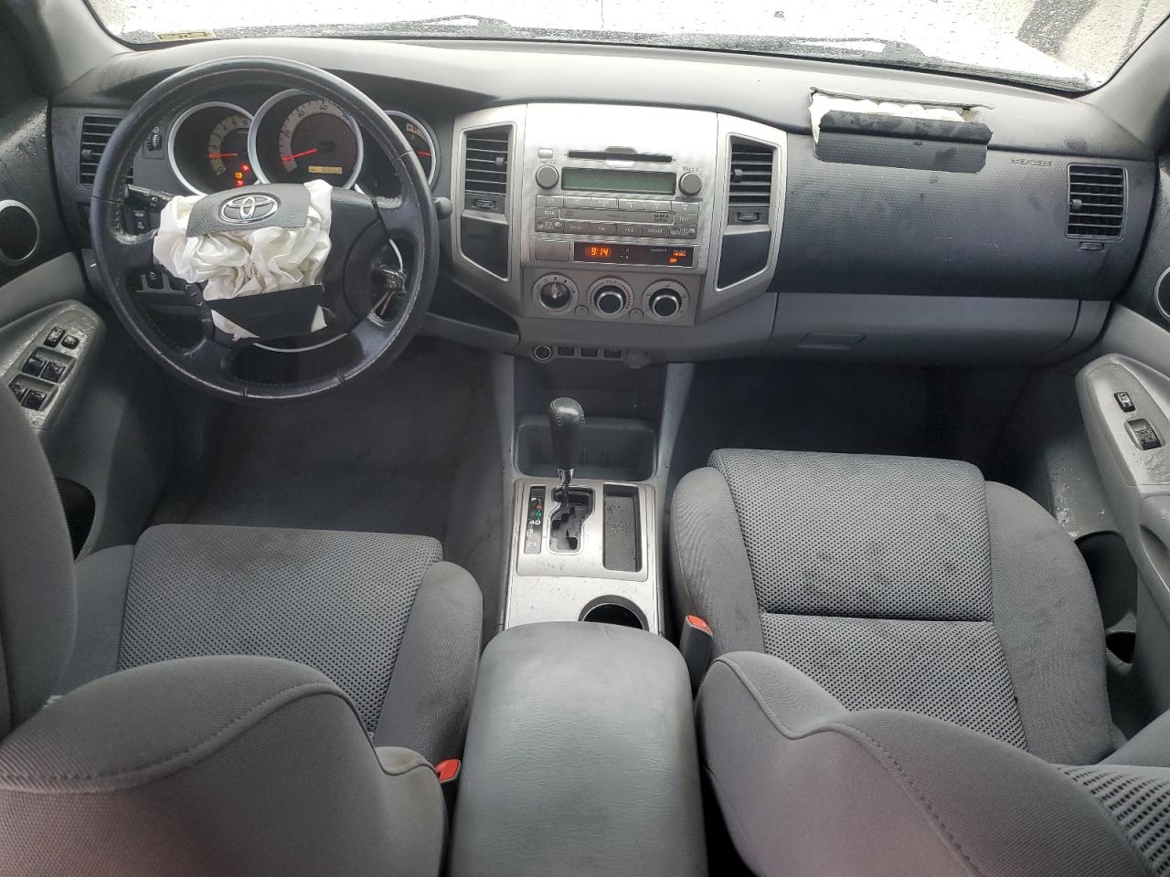 2011 Toyota Tacoma - Image 8