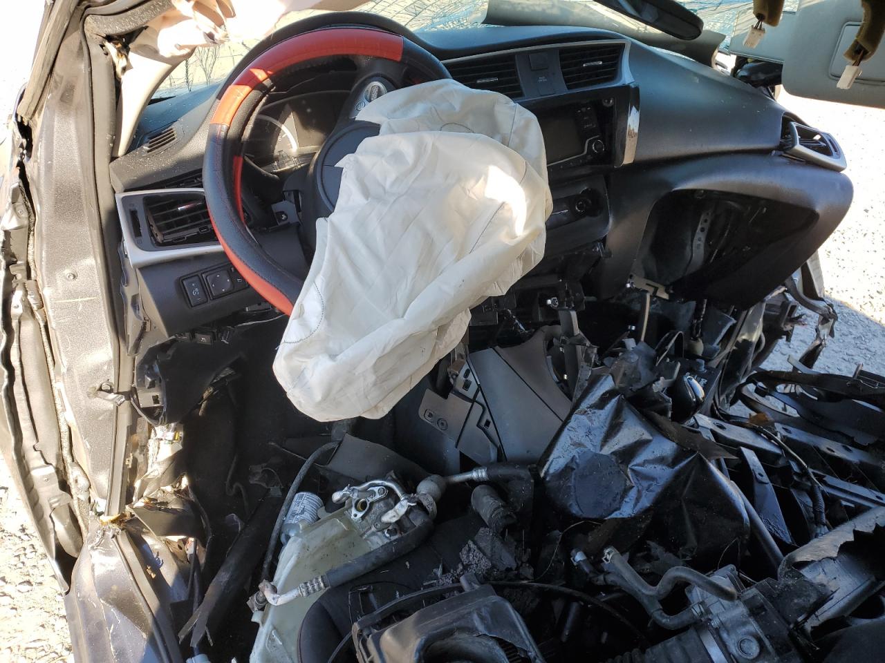 2016 Nissan Sentra - Image 8