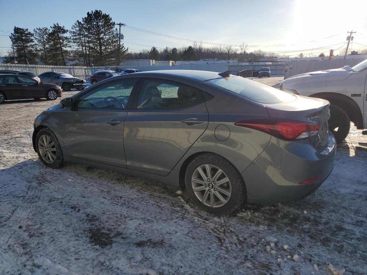 2014 Hyundai Elantra - Image 2