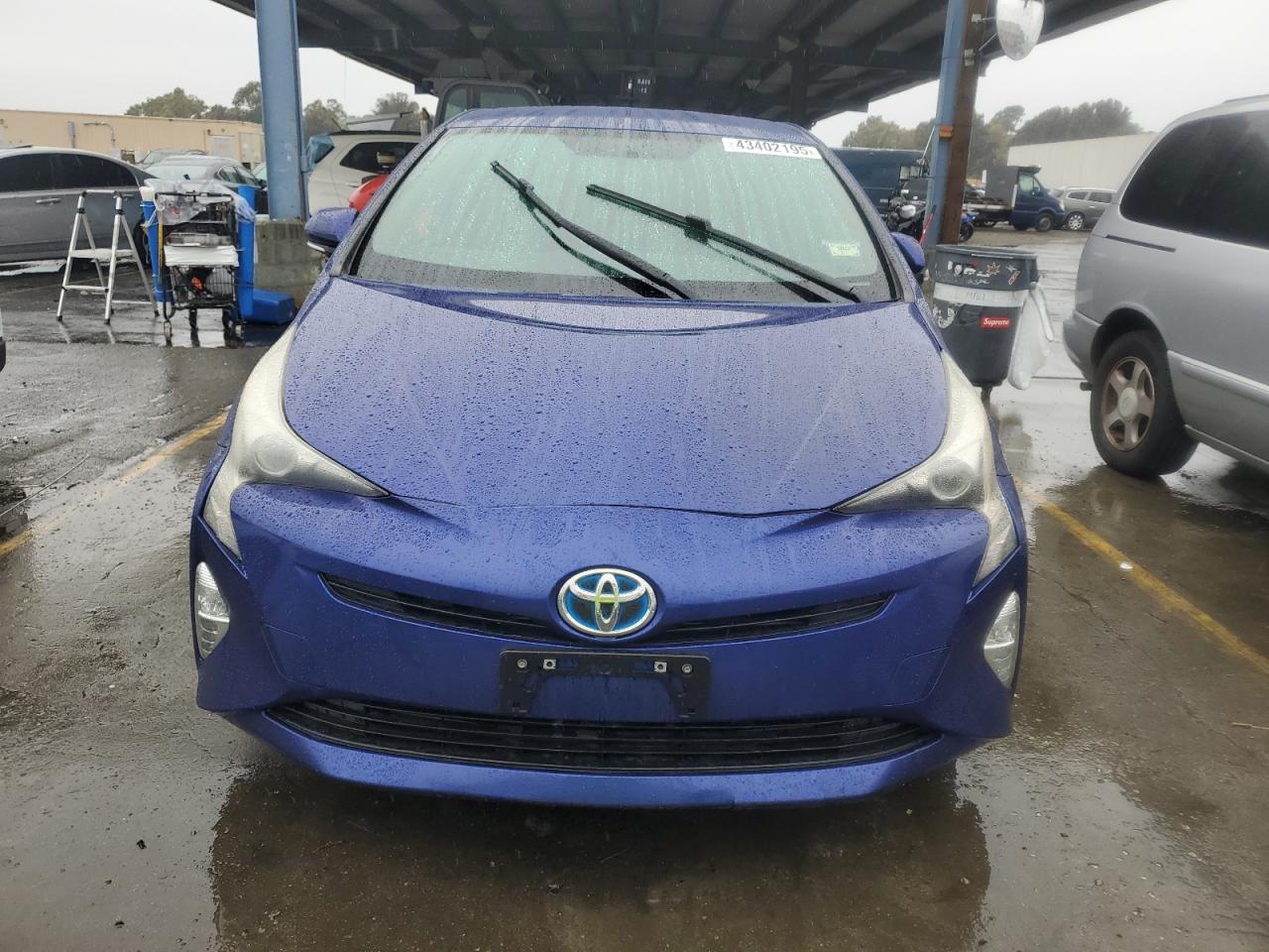 2016 Toyota Prius - Image 5