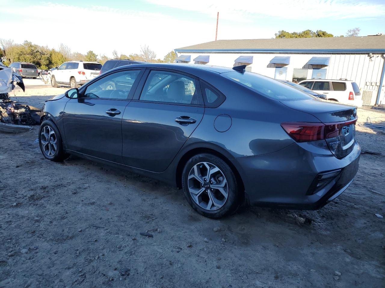 2021 Kia Forte - Image 2