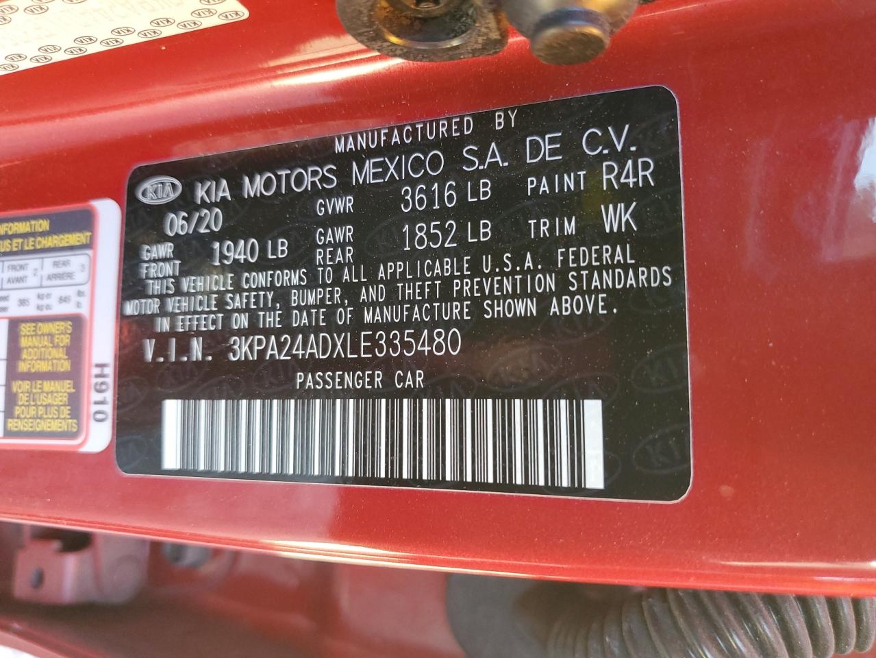 2020 Kia Rio - Image 12