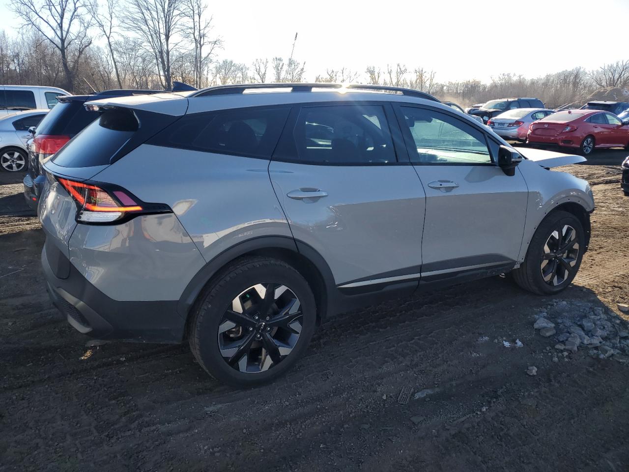 2023 Kia Sportage - Image 3