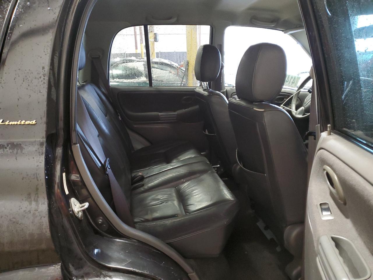 2000 Suzuki Grand Vitara - Image 11