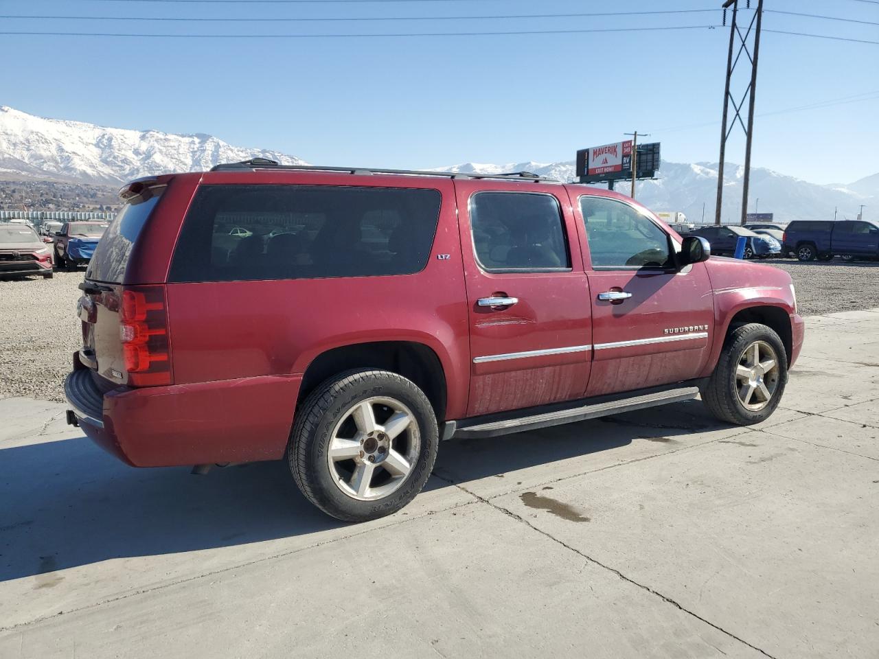 2009 Chevrolet Suburban - Image 3