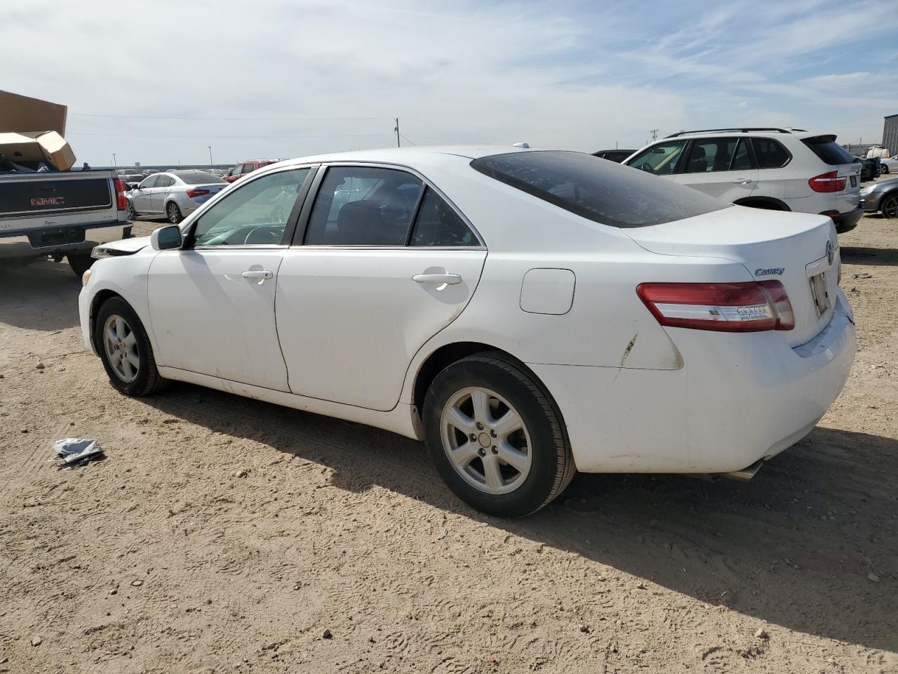 2010 Toyota Camry - Image 2