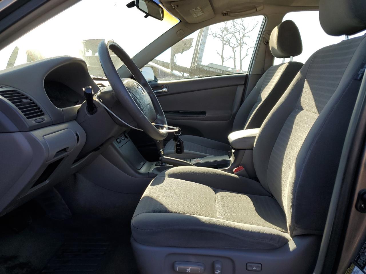 2005 Toyota Camry - Image 7