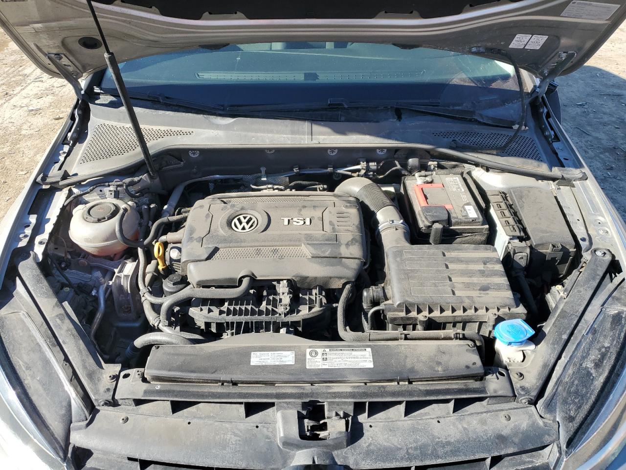 2018 Volkswagen Golf - Image 11