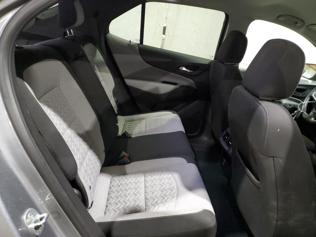 2023 Chevrolet Equinox - Image 11