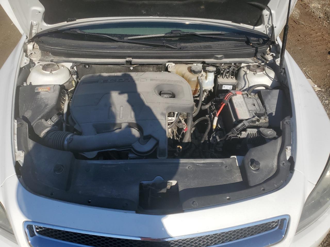 2012 Chevrolet Malibu - Image 11