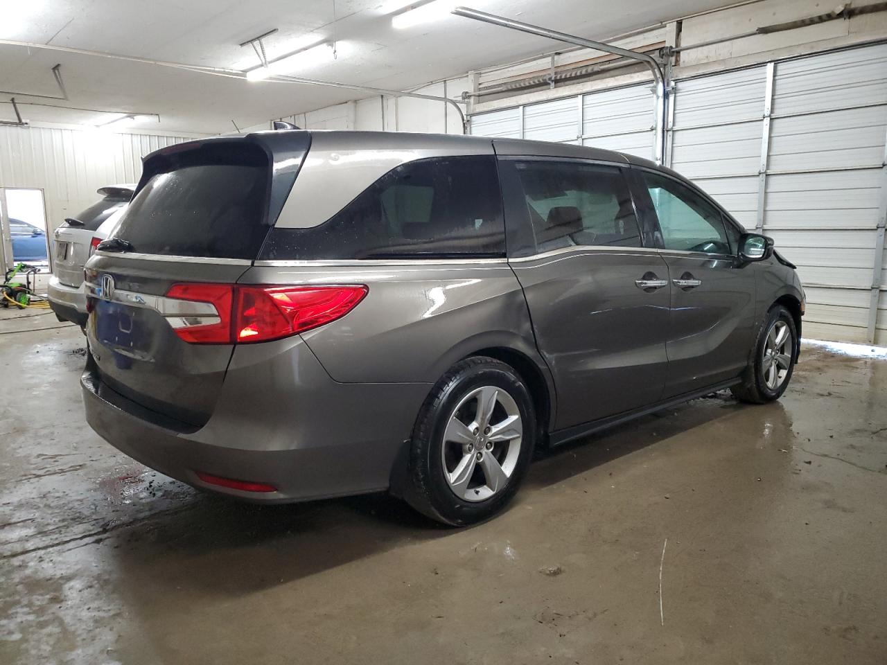 2019 Honda Odyssey - Image 3