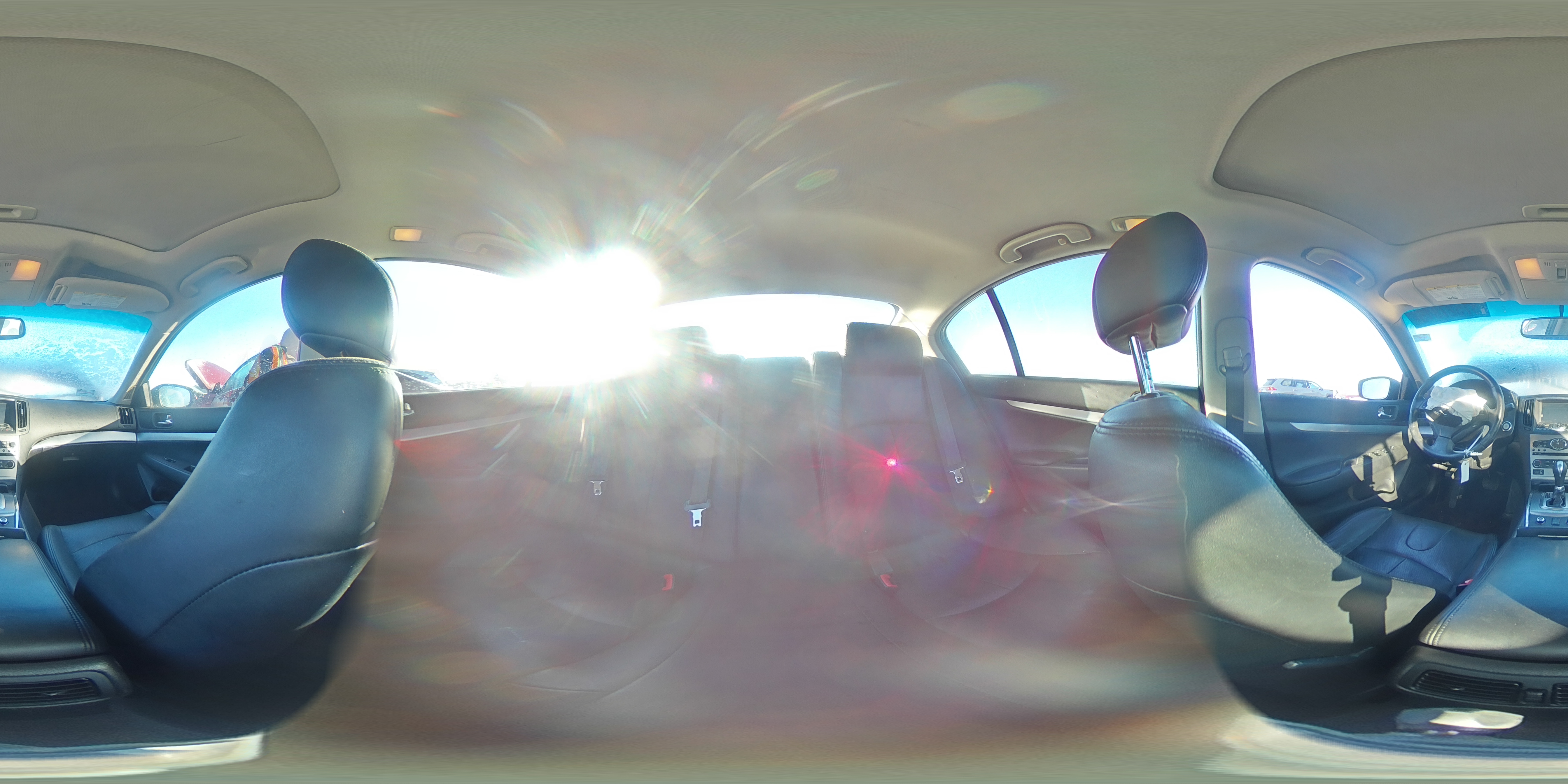 2015 Infiniti Q40 - Image 15