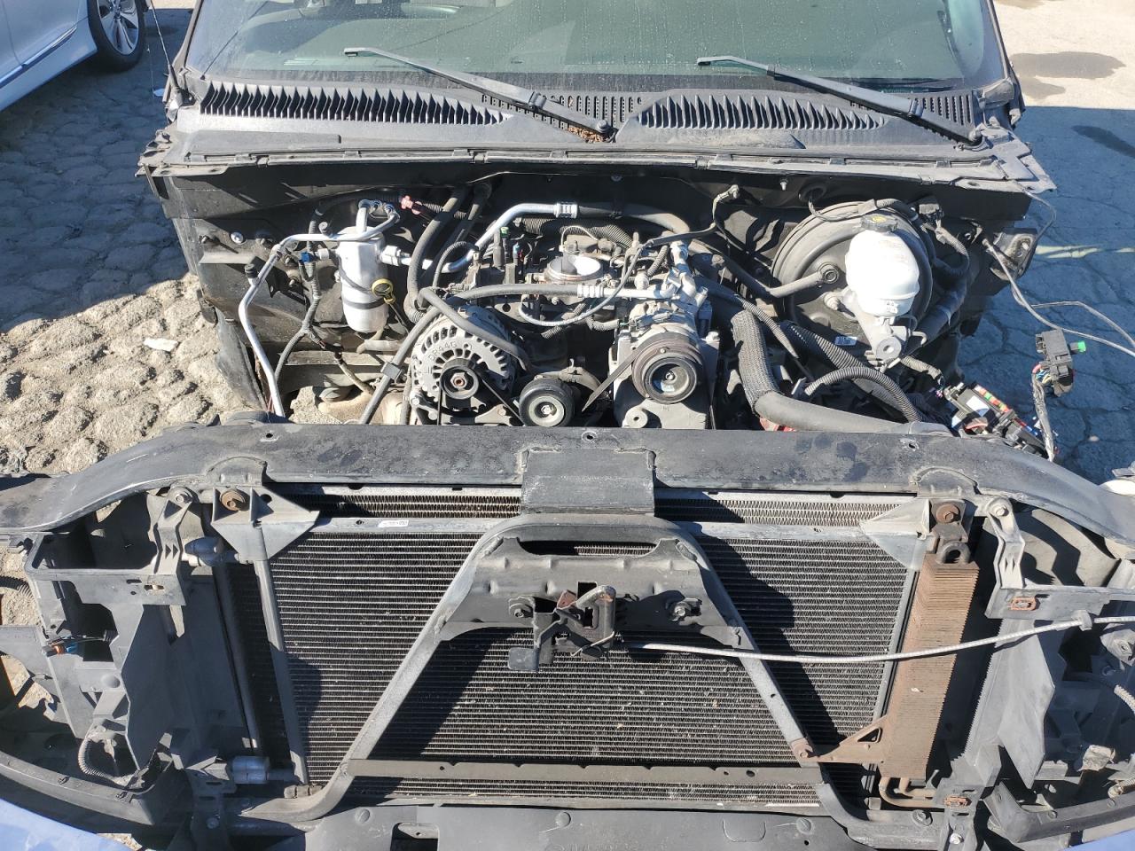 2006 GMC Sierra - Image 11