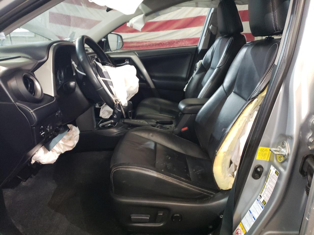 2018 Toyota RAV 4 - Image 7