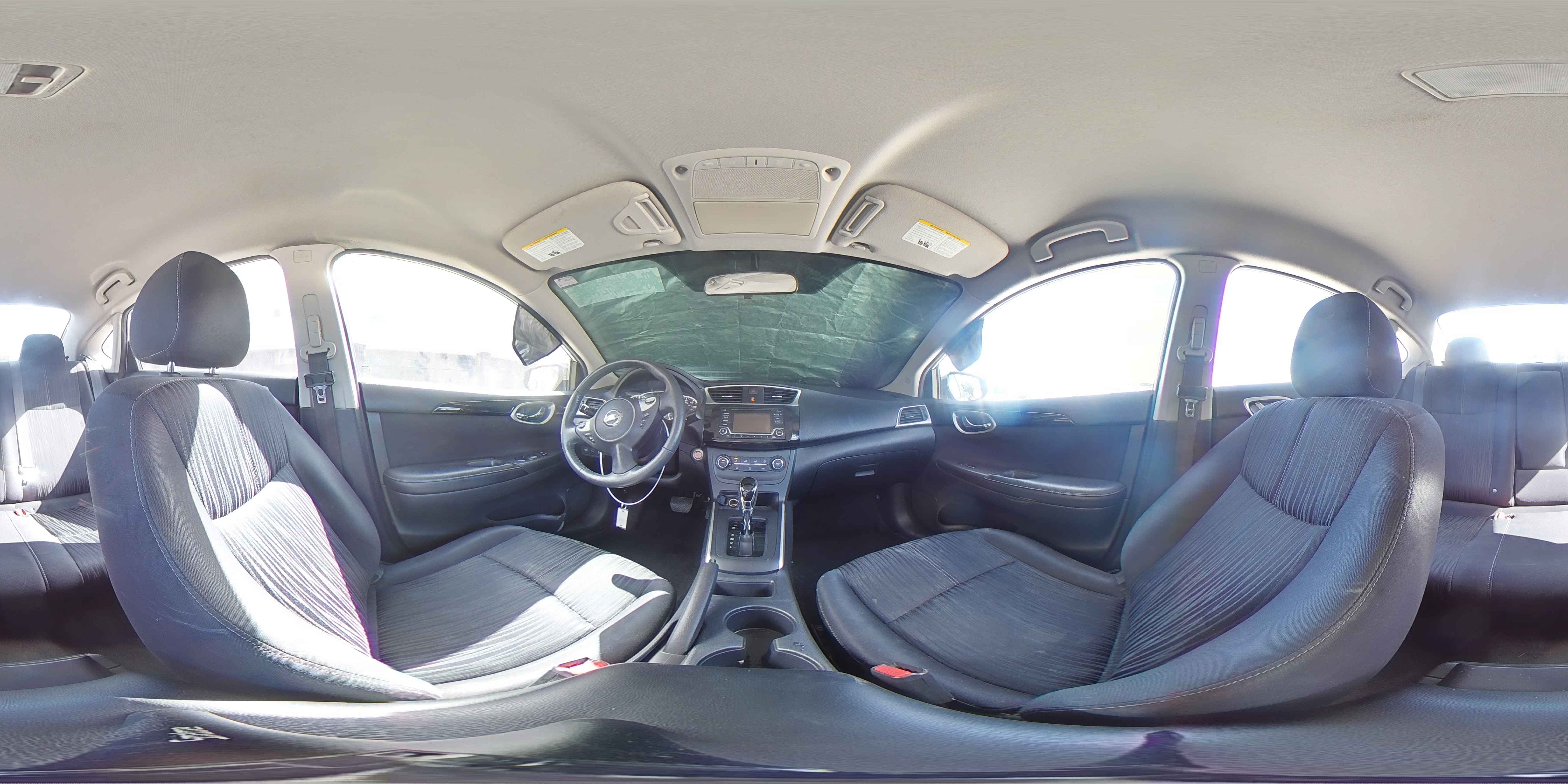 2016 Nissan Sentra - Image 13