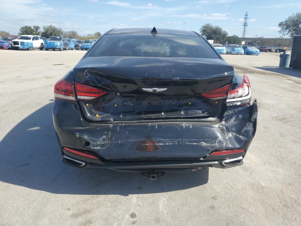 2015 Hyundai Genesis - Image 6