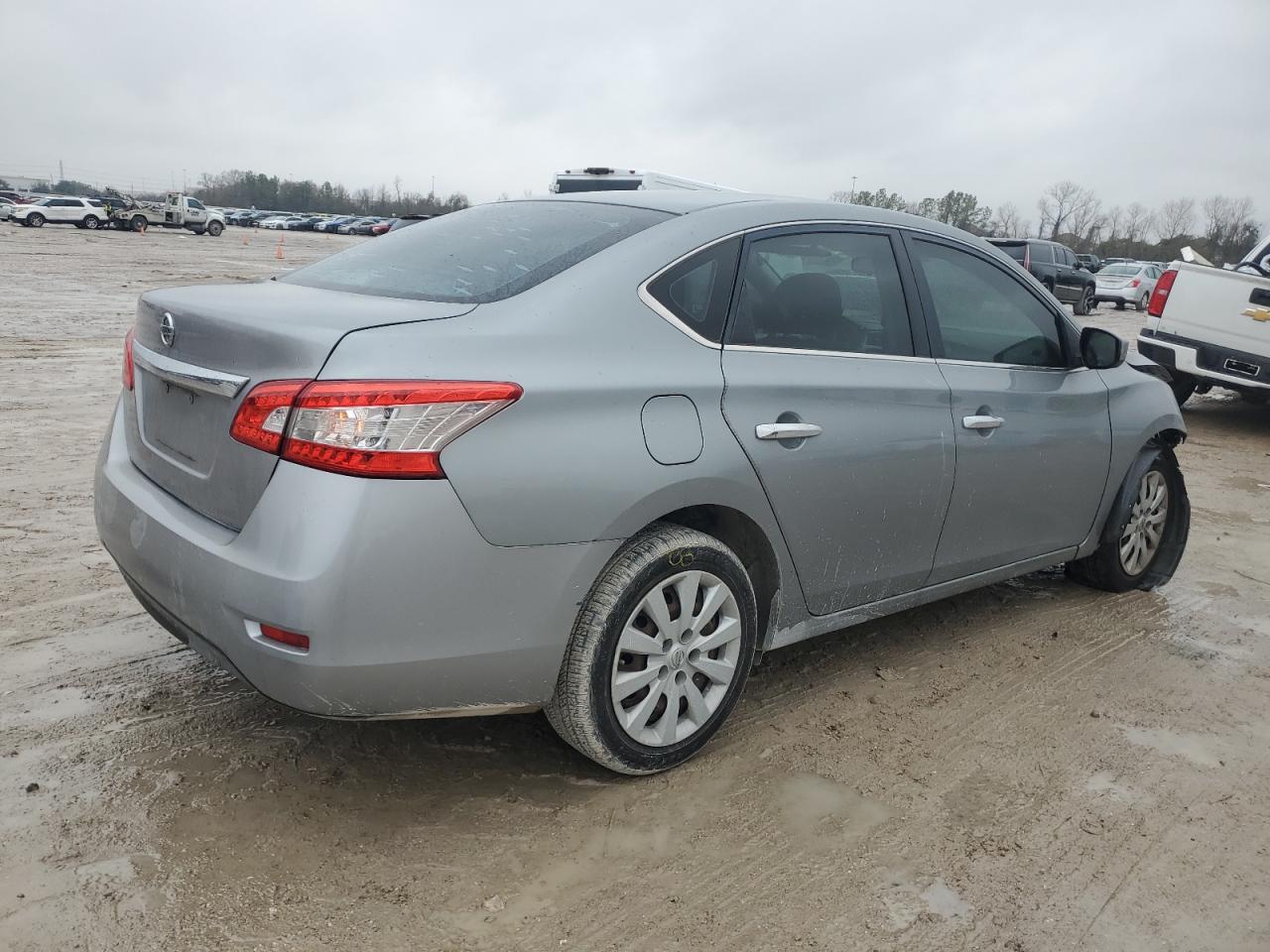 2014 Nissan Sentra - Image 3