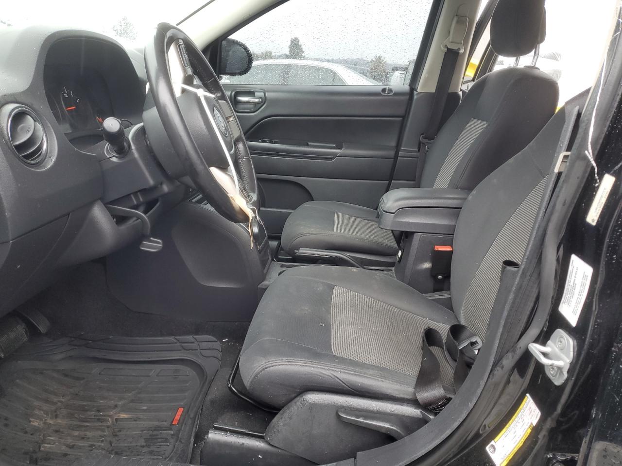 2012 Jeep Compass - Image 7
