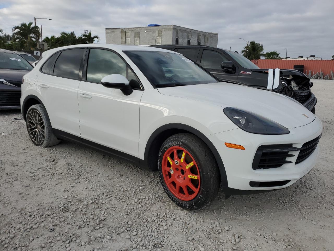 2019 Porsche Cayenne - Image 4