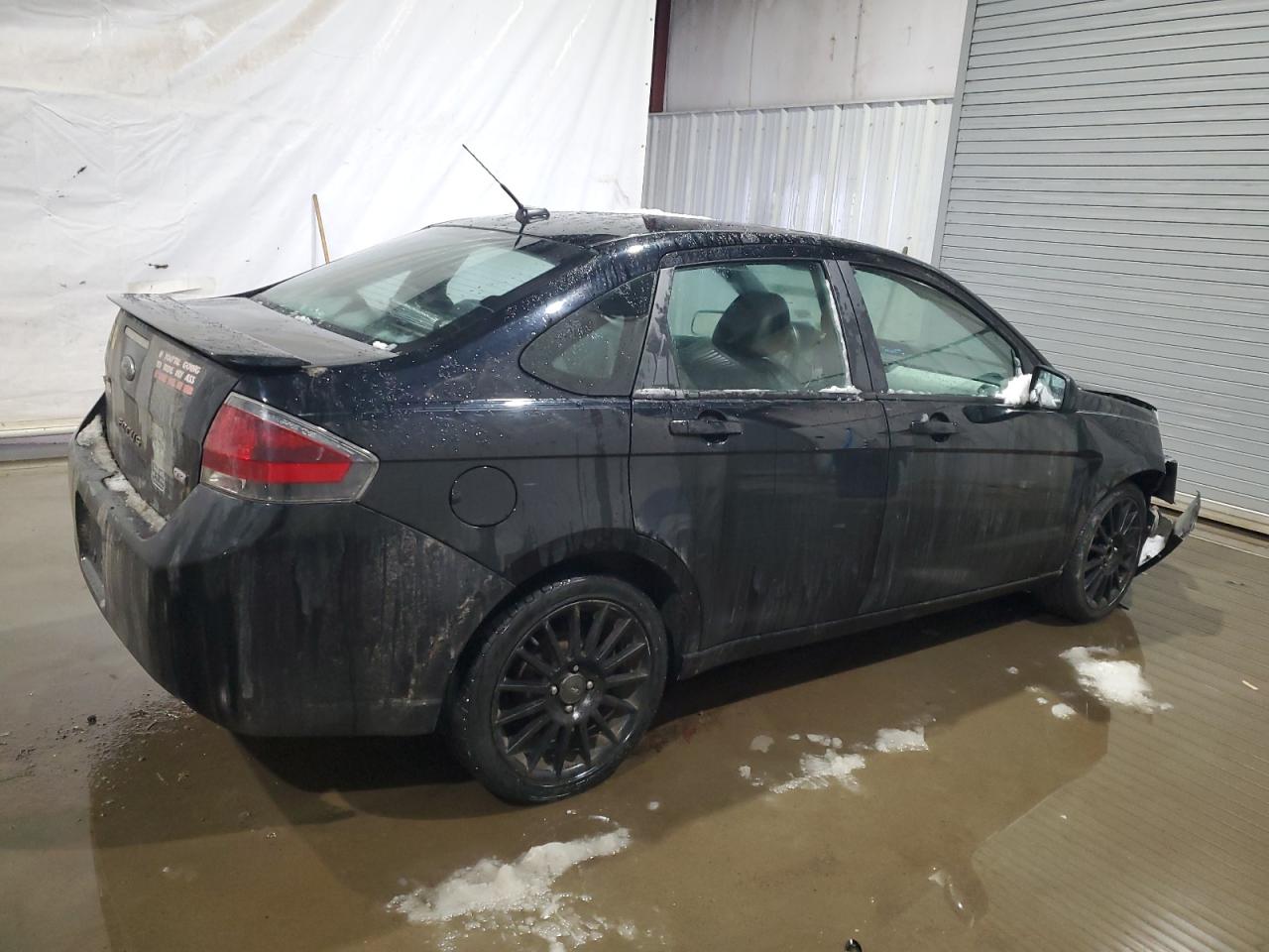2010 Ford Focus - Image 3
