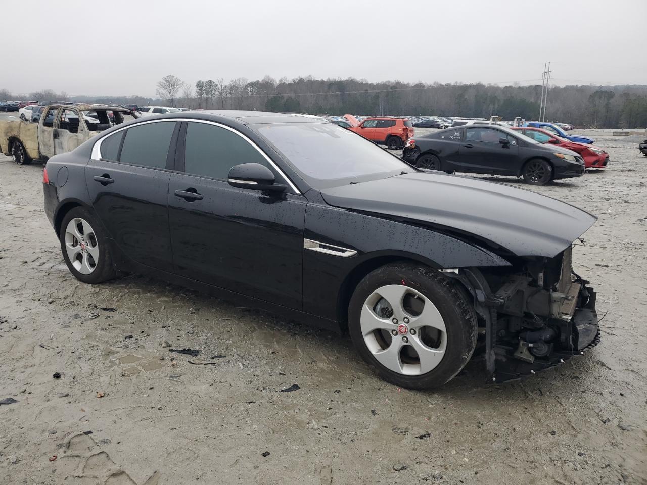 2017 Jaguar XE - Image 4