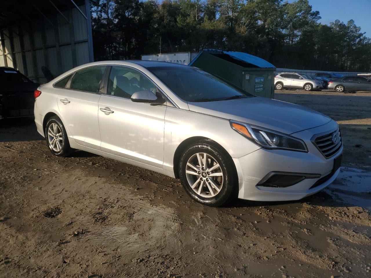2016 Hyundai Sonata - Image 4