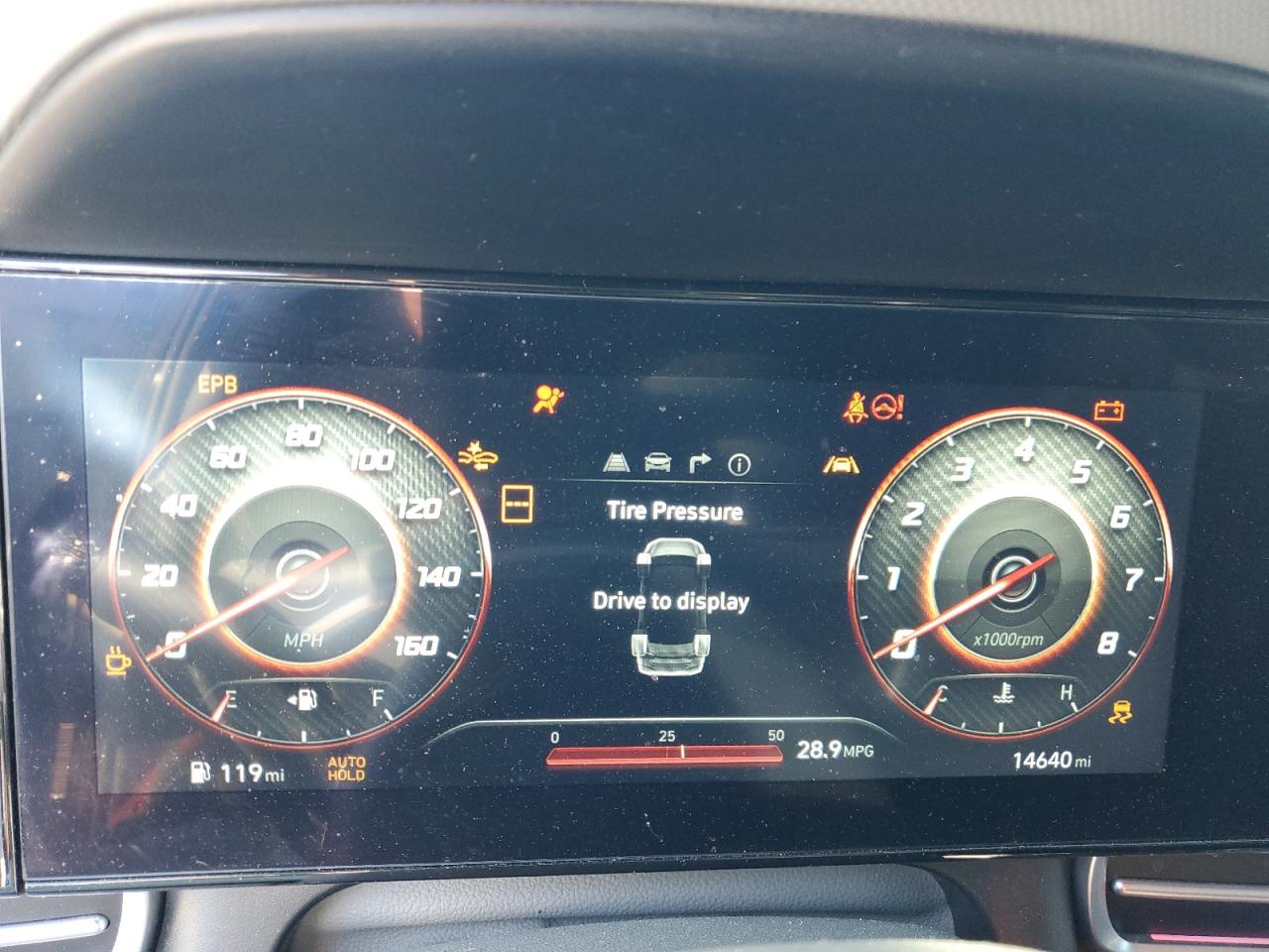 2024 Hyundai Elantra - Image 9