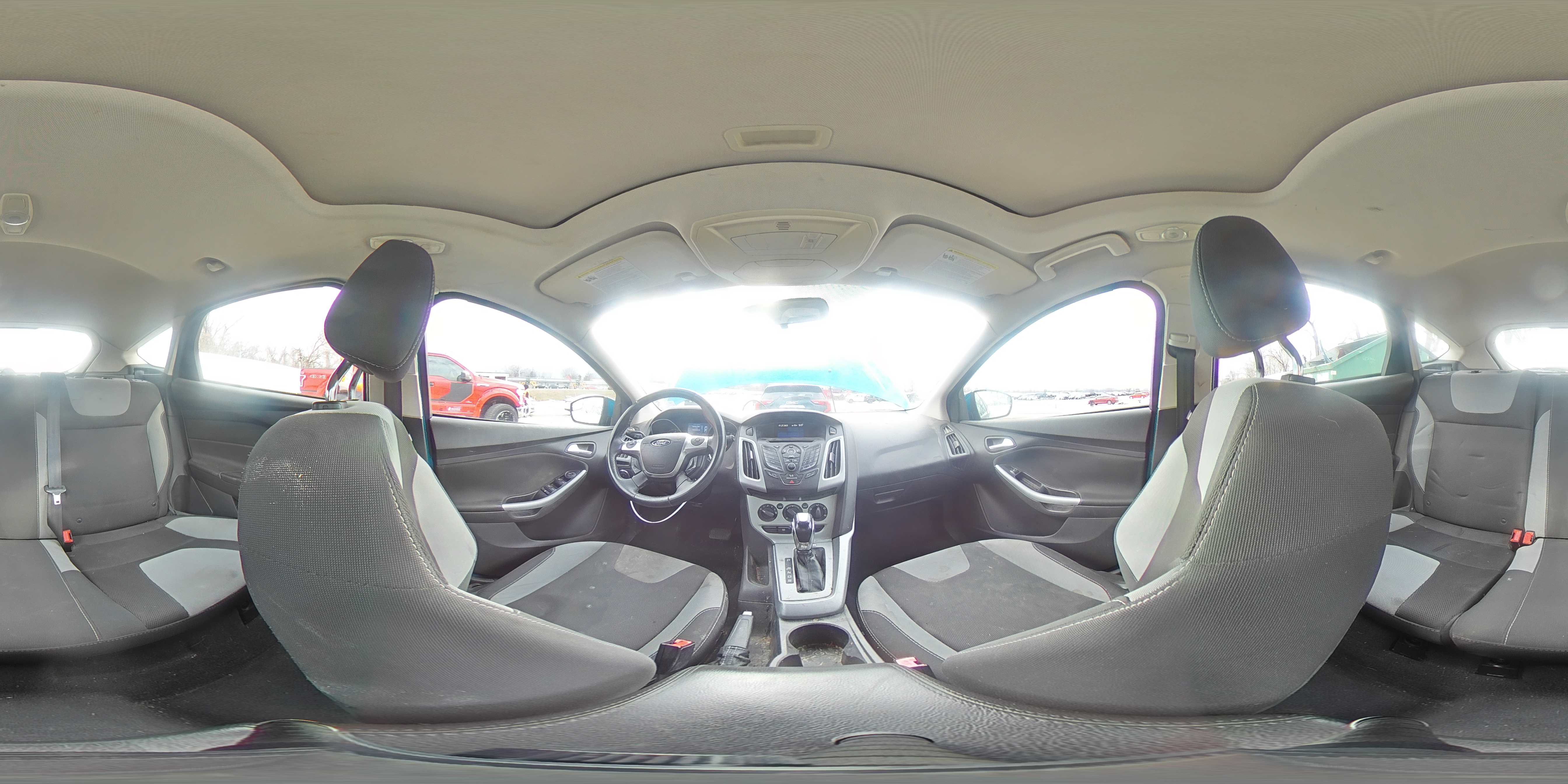 2012 Ford Focus - Image 13