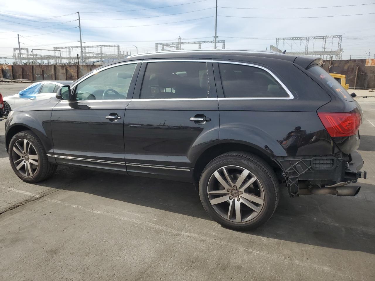 2015 Audi Q7 - Image 2