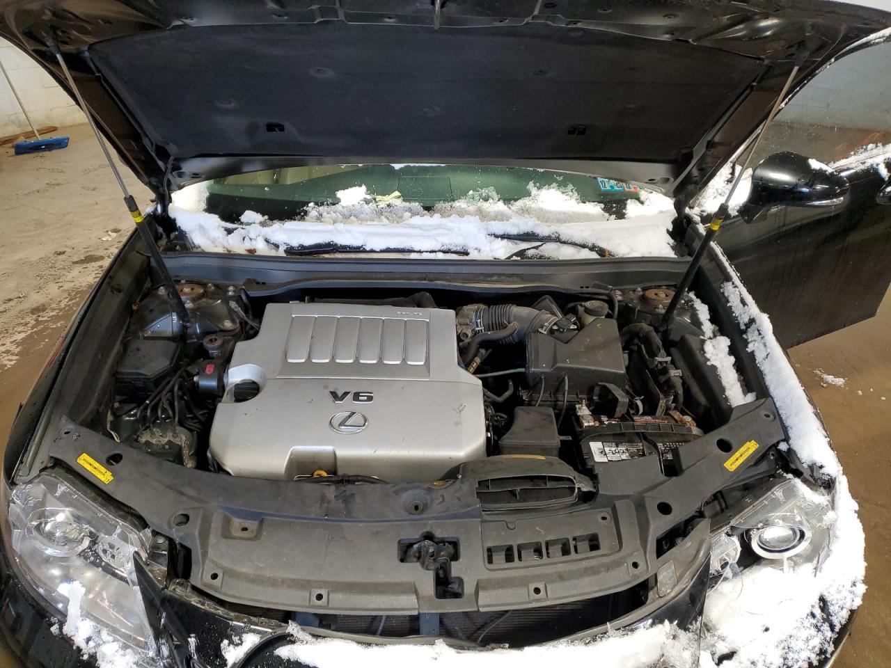 2014 Lexus ES - Image 11