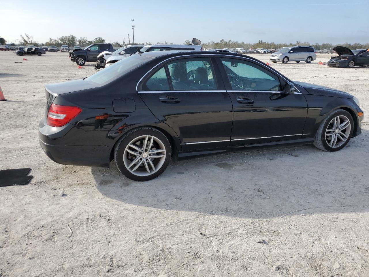 2014 Mercedes-Benz C-klasse - Image 3