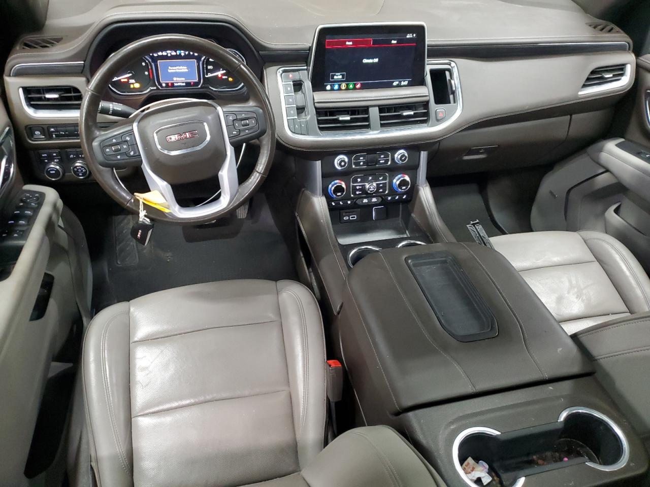 2021 GMC Yukon - Image 8