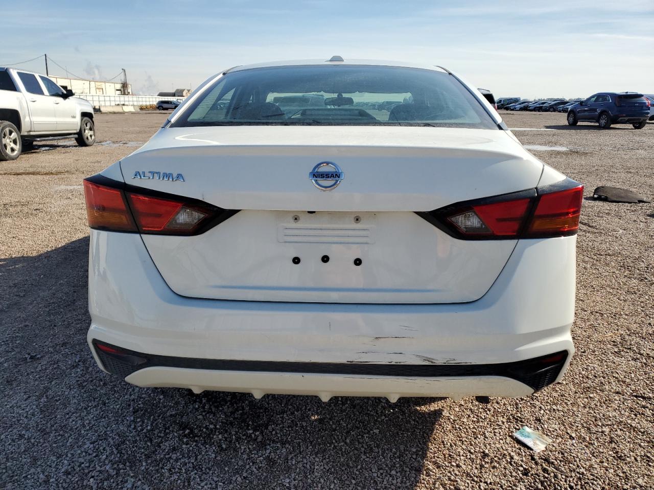 2020 Nissan Altima - Image 6
