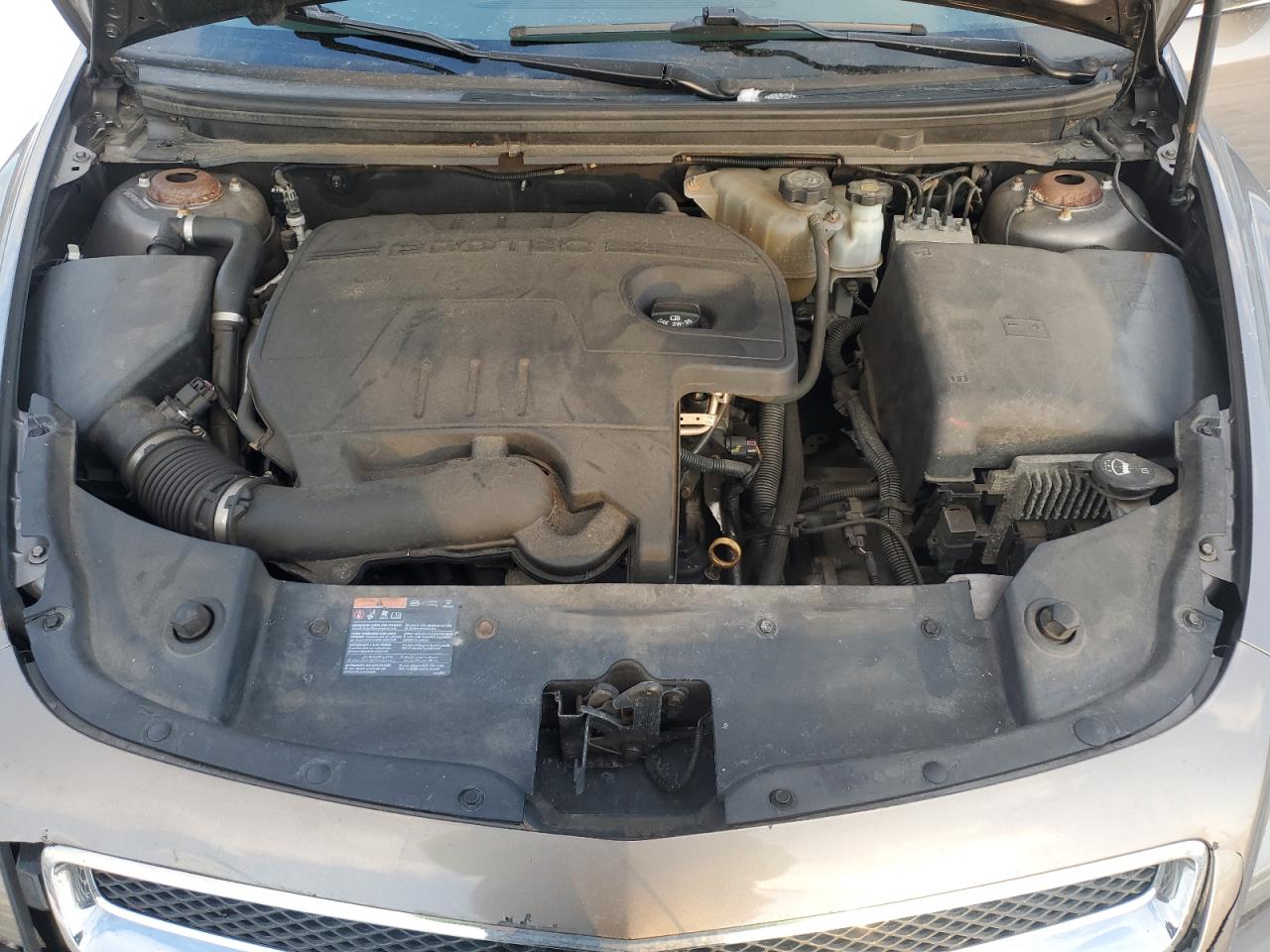 2010 Chevrolet Malibu - Image 12
