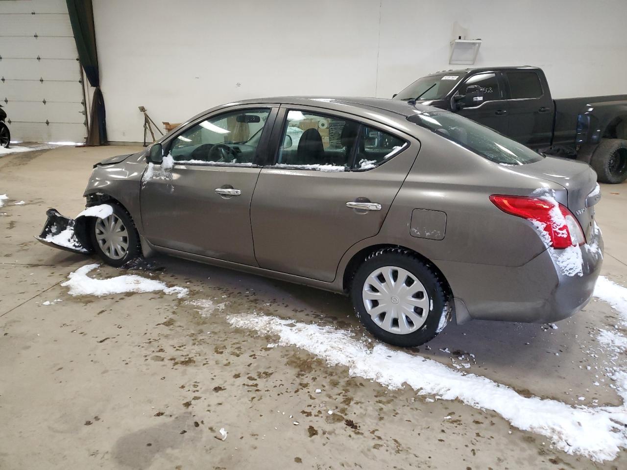 2012 Nissan Versa - Image 2