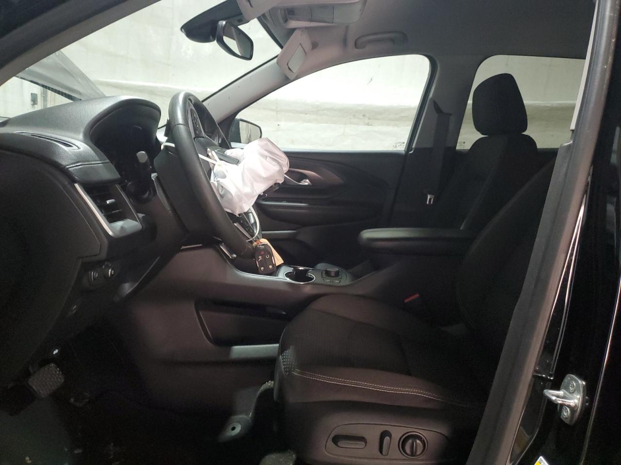 2022 GMC Terrain - Image 7