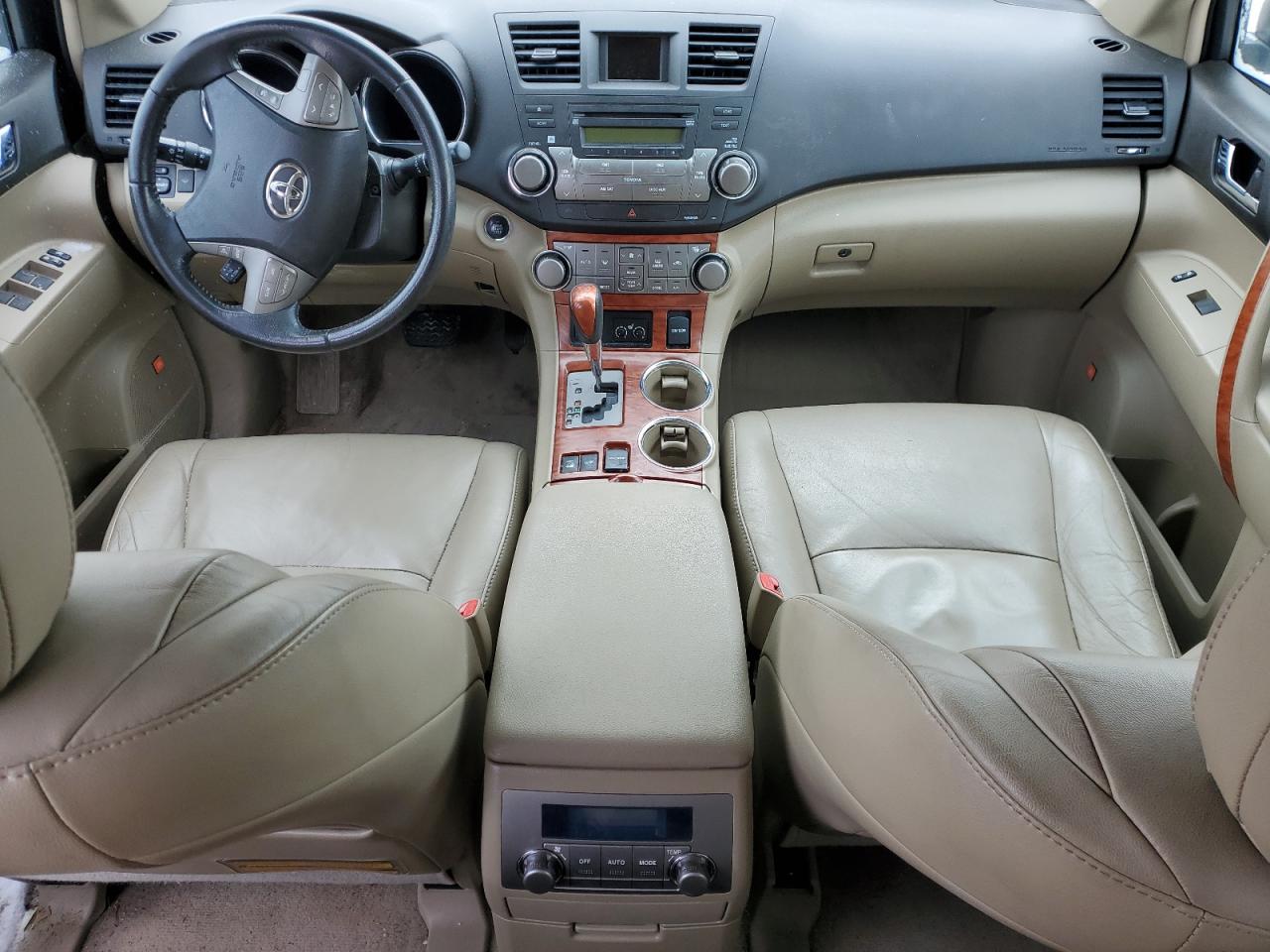 2010 Toyota Highlander - Image 8